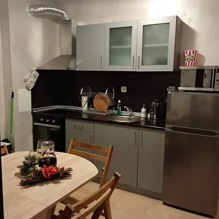 апартамент в апарт хотел Forest Nook- *